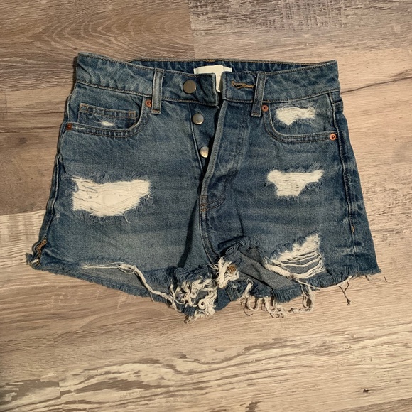Denim shorts - Picture 1 of 3